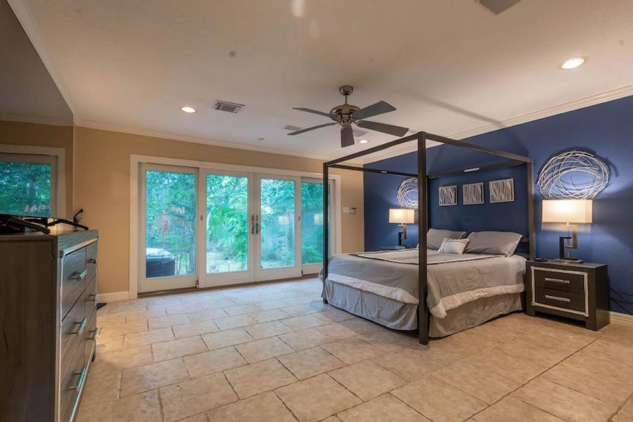 Huge 6 Bedroom With Pool, Spa, 85 Inch Tv, Game Room Houston Zewnętrze zdjęcie